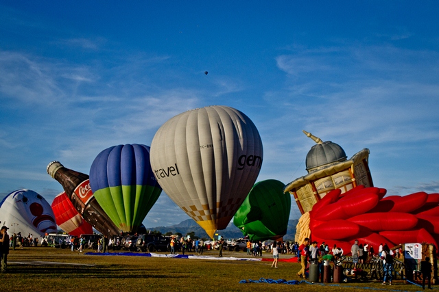 21st Philippine International Hot Air Balloon Fiesta Clark Pampanga (40).jpg