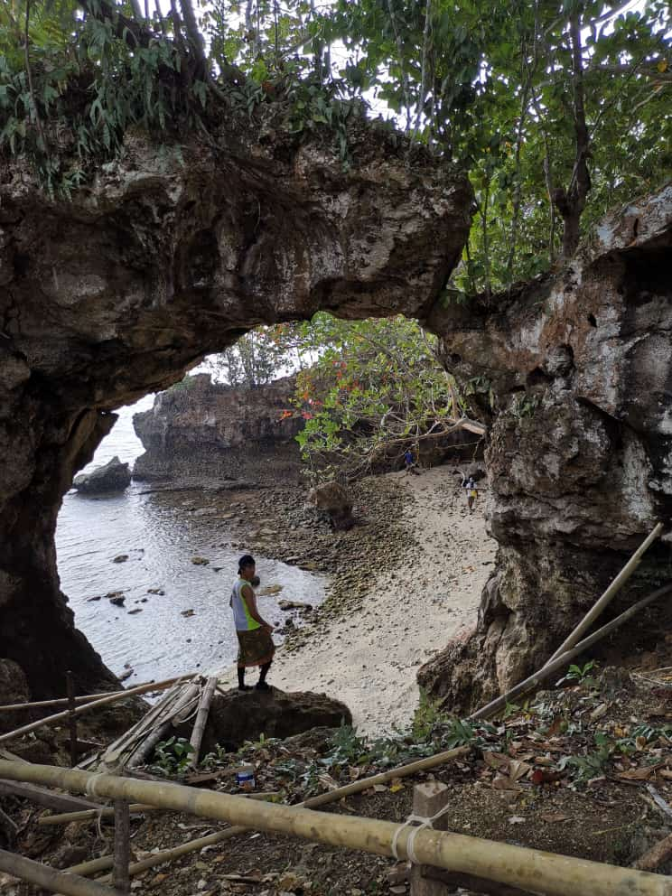 Boloboc Cave.jpg